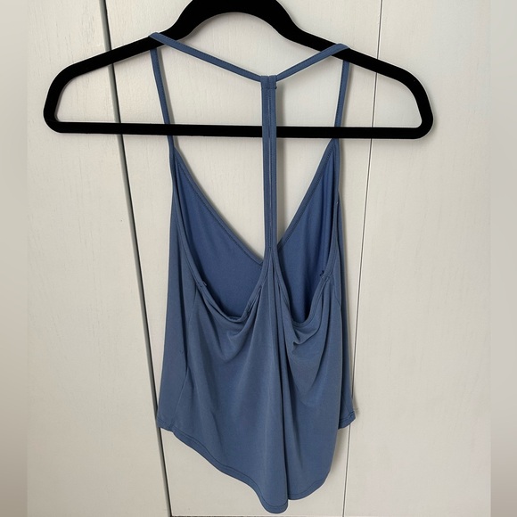 Forever 21 Blue Open Back Top - Picture 2 of 2